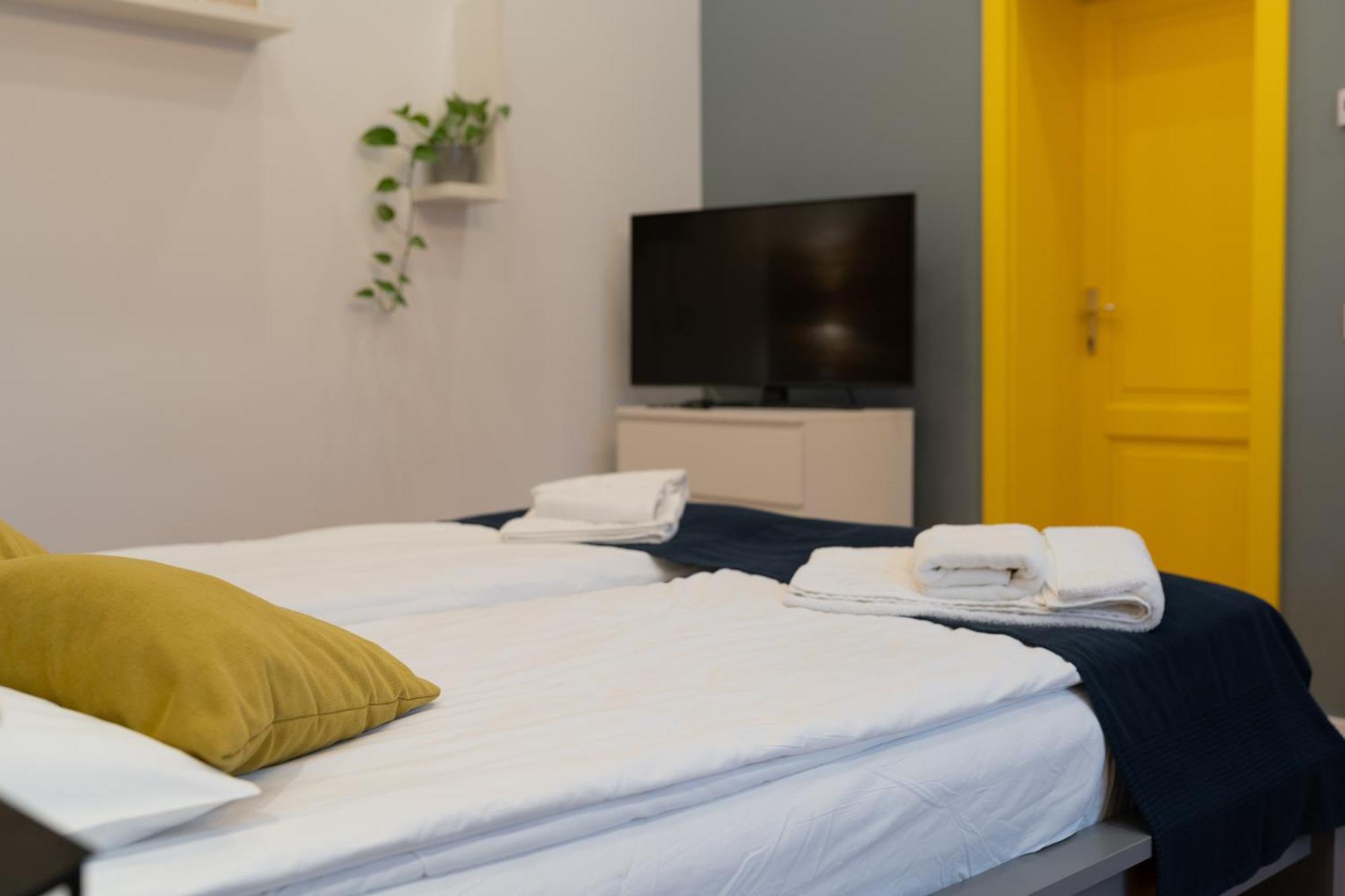 5 Star Luxury Studio-old Town Center Apartment Cluj-Napoca